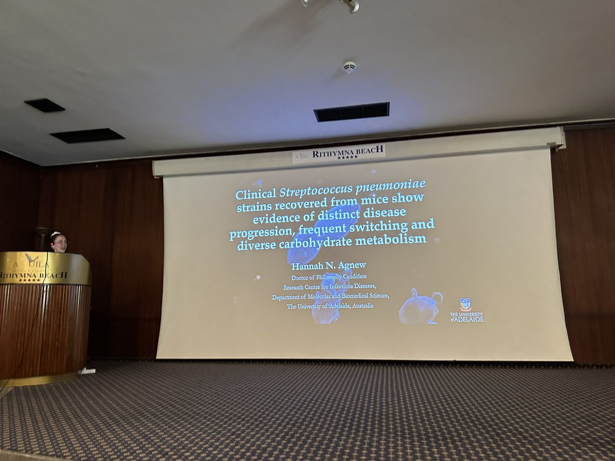 A fantastic presentation by <a href="/Hannah_sci/">Hannah</a> at #europneumo16 showing interesting differences in metabolic functions and phase variation of #pneumococcal clinical isolates after murine passage 🐁 🧫  #europneumo