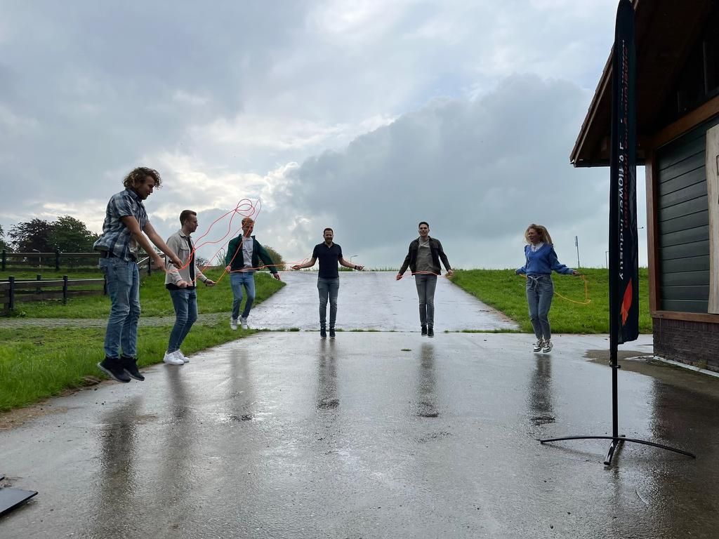 News Flash ⚡ | mei 2023 : HeroFestival: ben jij erbij? | HortiHeroes Job Board | Gratis naar GreenTech | and more!

mailchi.mp/hortiheroes/ne…