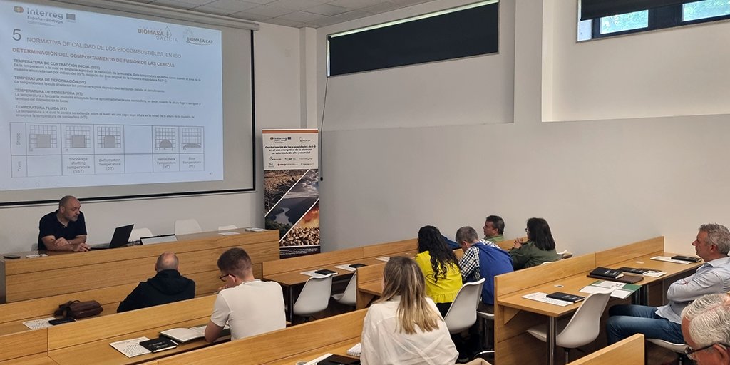 Hoy estamos en <a href="/FEUGA_20/">FEUGA</a> en el curso "La #Biomasa como Fuente de #Energía en Galicia y Norte de Portugal". Ahora toca la parte #teórica y esta tarde tendremos la  #práctica visitando varias instalaciones
<a href="/poctep/">Interreg España-Portugal</a> <a href="/CT_EnergyLab/">Energylab</a> <a href="/uvigo/">Universidade de Vigo</a> <a href="/FEUGA_20/">FEUGA</a> <a href="/inega_gal/">Instituto Enerxético de Galicia</a> <a href="/ipvc_twit/">IPVC</a> <a href="/inegi_portugal/">INEGI driving science & innovation</a>