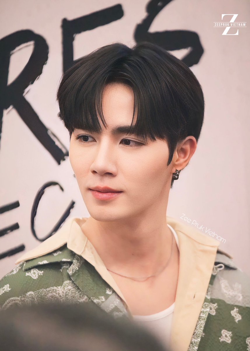 ZeePrukVN's tweet image. Boy over flowers 💙
#CentralPattanaxZeeNuNew
#BetterFuturesProject
#ZeePruk @zee_pruk