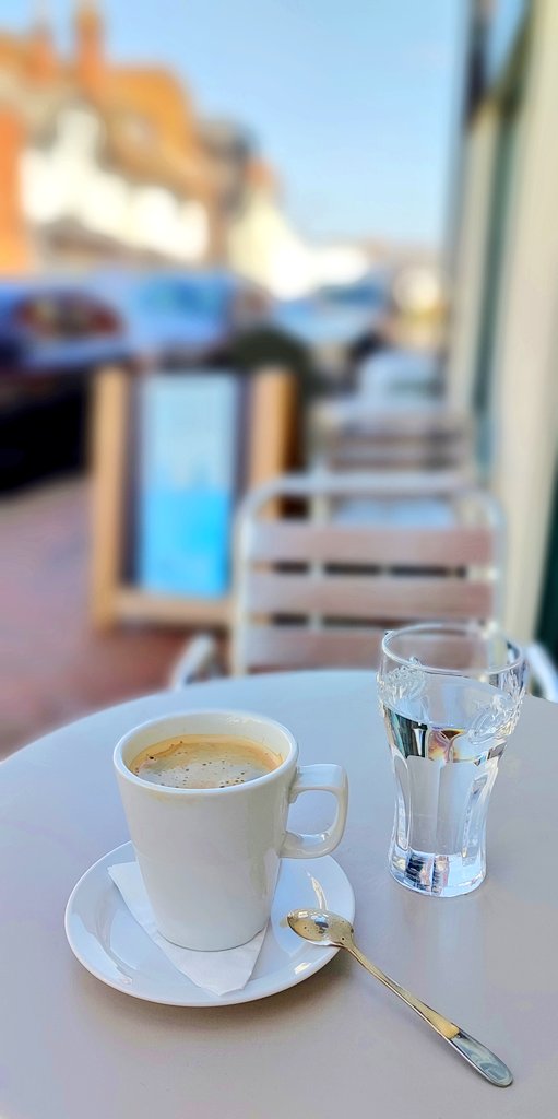 Firesnapper999's tweet photo. Wander in to #NorthCamp village for home supplies. Seemed a shame not to have another #DecaffResus at #RetroCoffee on Camp Rd.π https://t.co/aUaxmm1ktd