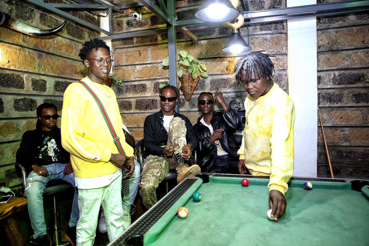 ochwald02's tweet photo. Ain’t no party without a @mbuzigang song🥳🥳🥳🥳check out #NapendaWote by @iPhoolishKE @mbuzigang @uncojingjong and @TheeExitBand to enjoy https://t.co/yQJ3FUi7fp