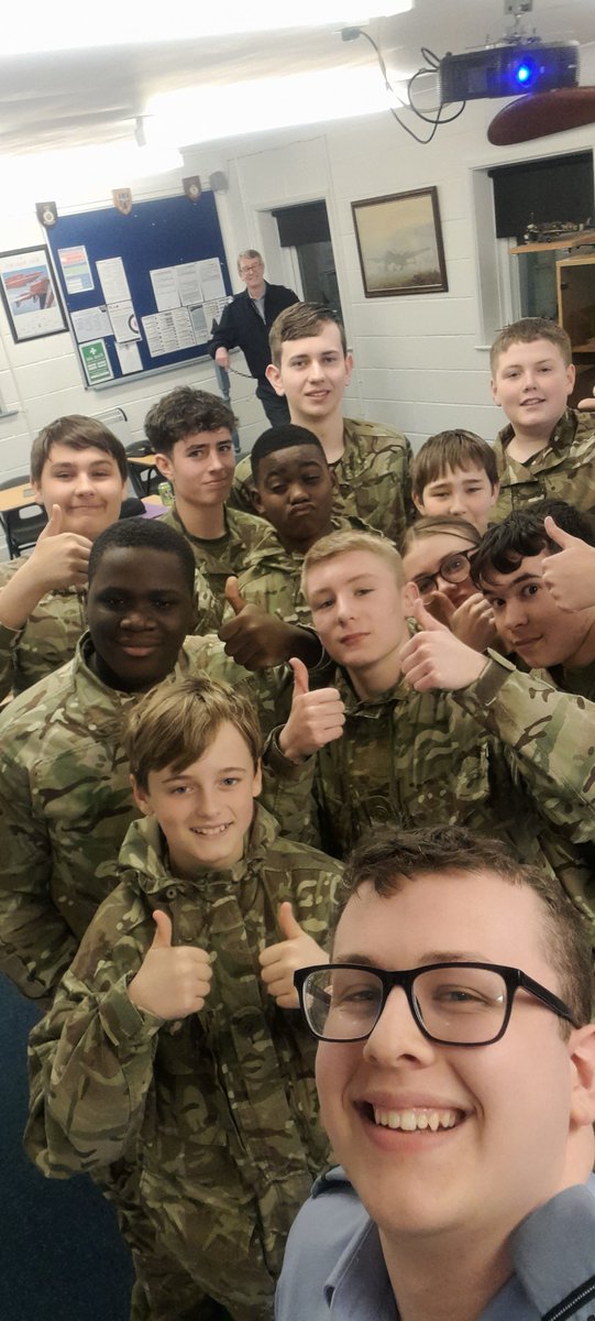 ✨Blue Space✨

One of our responsibilities is making sure all cadets have the opportunity to earn their Space Qualifications

We go to squadrons to deliver Blue Space and then run Bronze Space Courses at the Wing Activity Centre

Here's us at 1027 (Jarrow) Squadron!🚀🚀