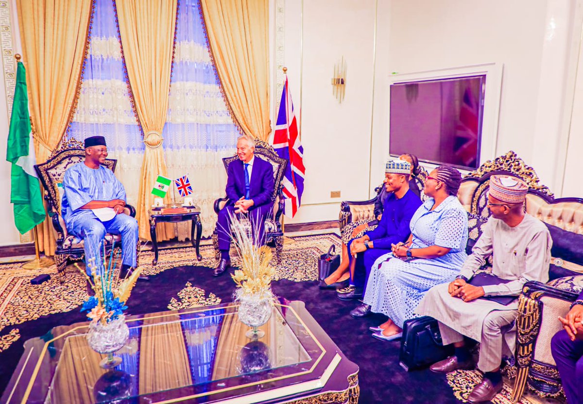 govaasule's tweet photo. His Excellency Engr. Abdullahi Sule hosts Former British Prime Minister Tony Blair to discuss strengthening the Governor’s Delivery Mechanism in implementing the Nasarawa Economic Development Strategy through a partnership with the Tony Blair Institute.

24th May 2023

#GOVAASULE https://t.co/QgUXw7RtHO