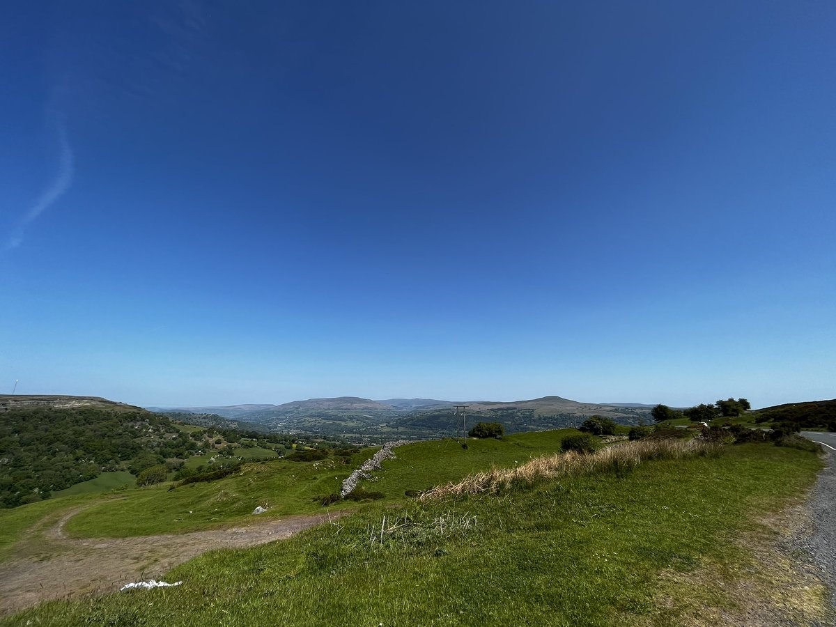 annie_clothier's tweet image. Stunning scenery on this mornings spoke site visits. Supporting repatriated patients.  Utilising the wonderful support @limblessassoc has to offer.  #spokelife #vascularnursing @AneurinVascular @AneurinBevanUHB