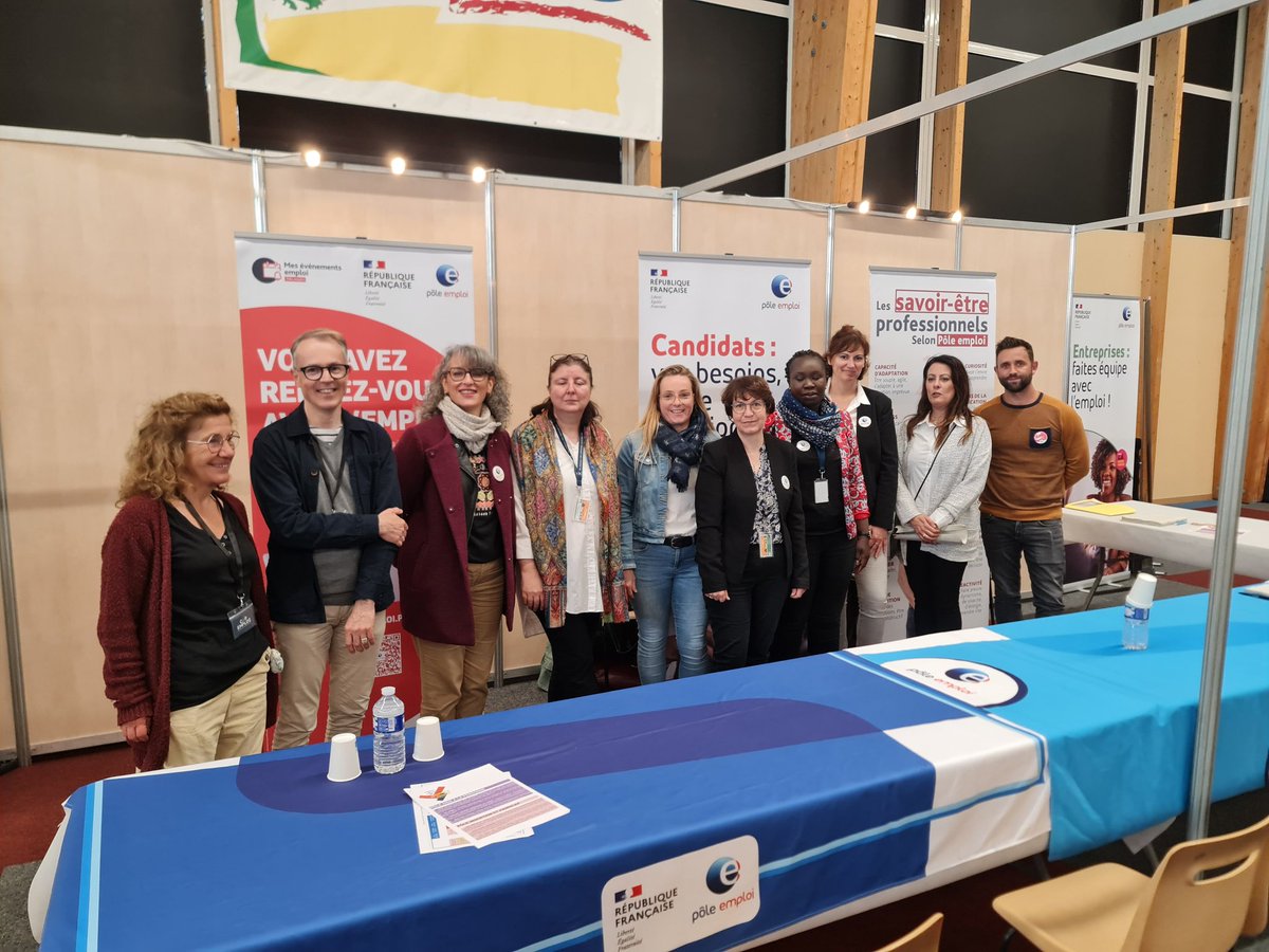 ⛳ ce 23/05 à eu lieu le 23e Forum en partenariat avec la ville d'Ormes. Près de 500 demandeurs ont pu rencontrer les recruteurs. Riches échanges autour des #Recrutement et #MRS . 👏aux équipes. @poleemploi_RCVL <a href="/christellevanc2/">VANCON Christelle</a> <a href="/patrick_boissy/">Patrick BOISSY</a>