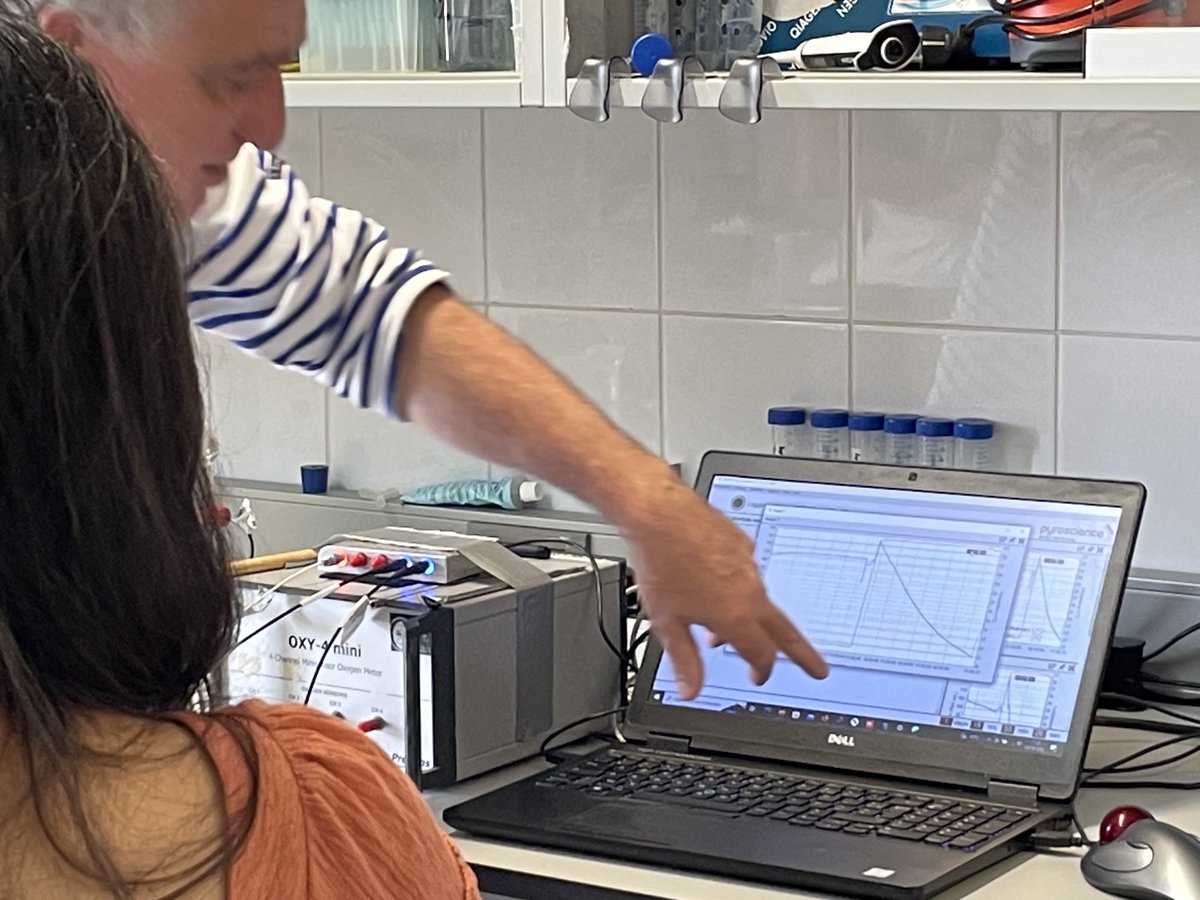 Carol Robinson tweet media