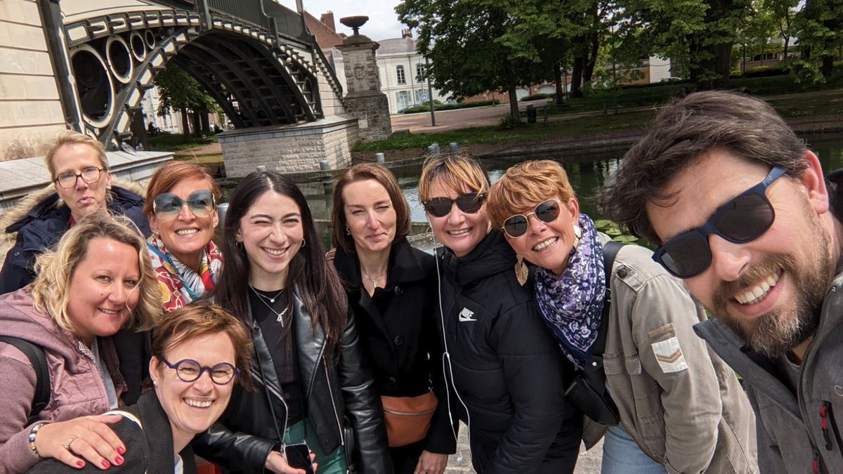a_mercatello's tweet photo. Les années passent et les belles causes restent ! 
En 2023, c’est avec ma nouvelle équipe que nous avons participé à la marche pour l’eau organisée par @VisionduMondeFR avec la @Fondation_EDF. 6kms pour soutenir l’accès à l’#eau potable au #Kenya ! #SalariésEngagés #DreamTeam https://t.co/Dagn7YdHyG
