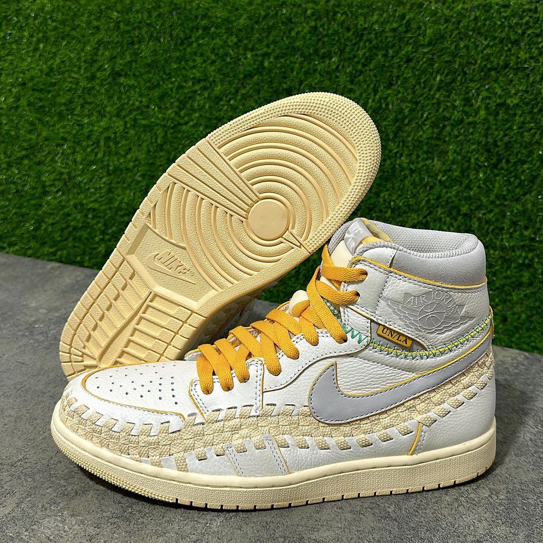 fullress's tweet photo. 海外 8/1 発売予定！

UNION × Bephies Beauty Supply x NIKE AIR JORDAN 1 HIGH OG SP "Woven" (ユニオン べフィーズ ビューティー サプライ ナイキ エア ジョーダン 1 ハイ OG SP "ウーブン") [FD0696-100/FD2565-100]

https://t.co/kH63P939jb https://t.co/oUlqslsugX