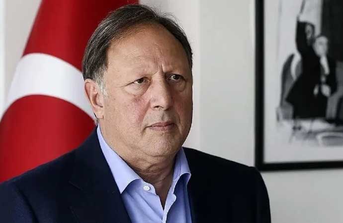 Bahçeli'nin eski yardımcısı ve Gün Sazak'ın oğlu Süleyman Sazak:

Ülkücü kalabilmek için Cumhurbaşkanlığı ikinci tur seçiminde oyum da, kalbim de kendisi 24 Oğuz Boyu’ndan biri olan BEGTİLİ Boyuna mensup Sayın Kemal Kılıçdaroğlu'ndan yana

tele1.com.tr/mhpden-ayrilan…