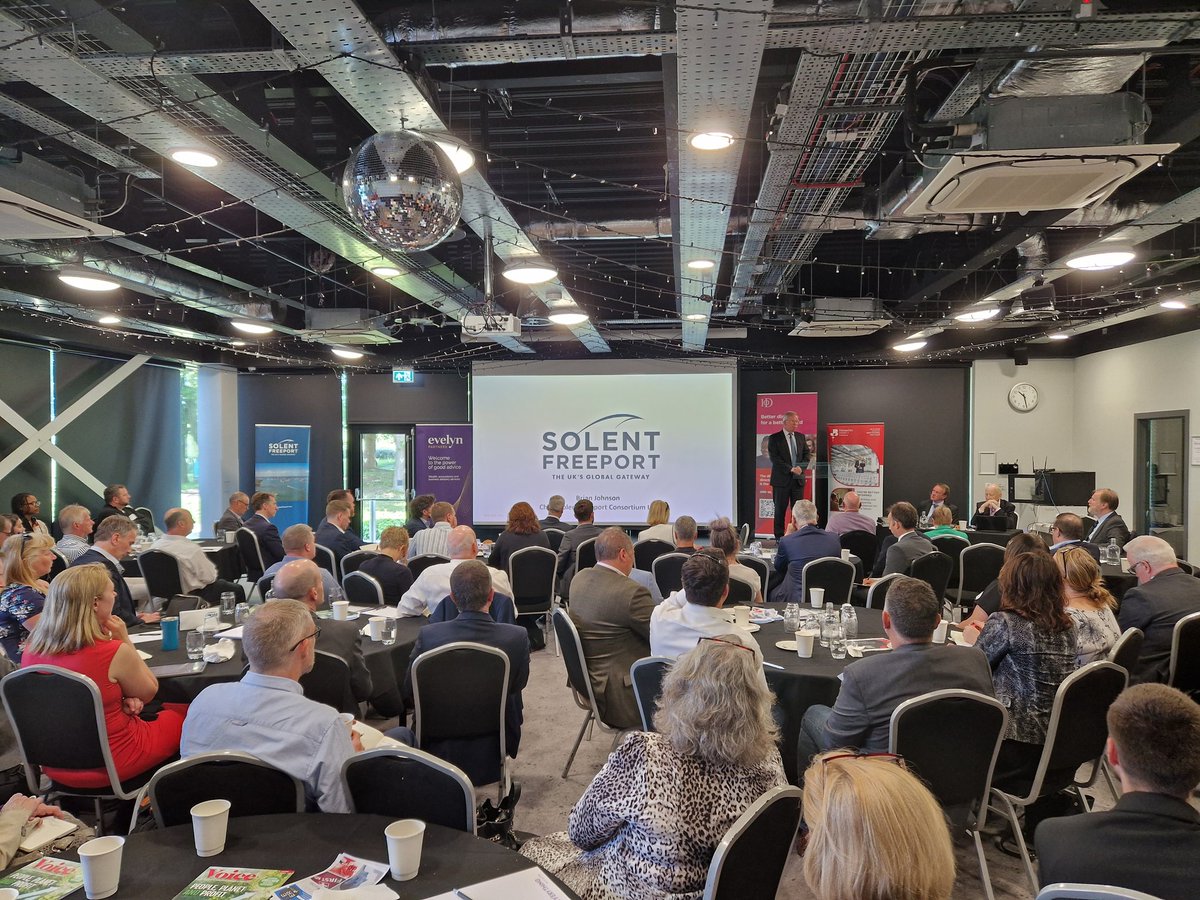 Buisiness, Better Connected.

We're delighted to present '#SolentFreeport: Open For Business in 2023' with <a href="/The_IoD/">IoD</a>, <a href="/evelynpartners/">Evelyn Partners</a>, <a href="/SolentFreeport/">Solent Freeport</a>,  <a href="/porticoshipping/">Portico: Logistics & Cargo Terminal</a>, #SolentGateway, &amp; <a href="/Eastleigh_Col/">Eastleigh College</a> to a full house on the ops, investment, tax &amp; skills #freeport opportunities.