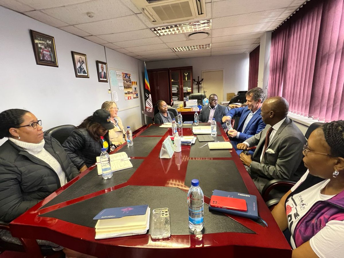 PEswatini's tweet photo. Pact President and Pact Deputy Regional Director for Africa, had an opportunity to meet the Minister of Finance representing the Deputy Prime Minister, and the Ministry of Health’s Principal Secretary. Later, she met with Executive Directors from Pact Local Partners. 
@PactWorld https://t.co/G3DevM0mAE