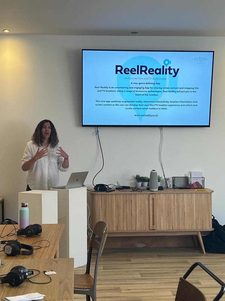 StoryFutures's tweet photo. Day 2 of our AR Storytelling Lab with @MediaCymru_ is here! Today participants are hearing from Rebecca Hardy @edge21studio and @cspencercook (@universalevery) on the incredible AR projects they have worked on! Later they'll explore how to advance their work and storytell in AR🤳 https://t.co/I37JmSO8lu