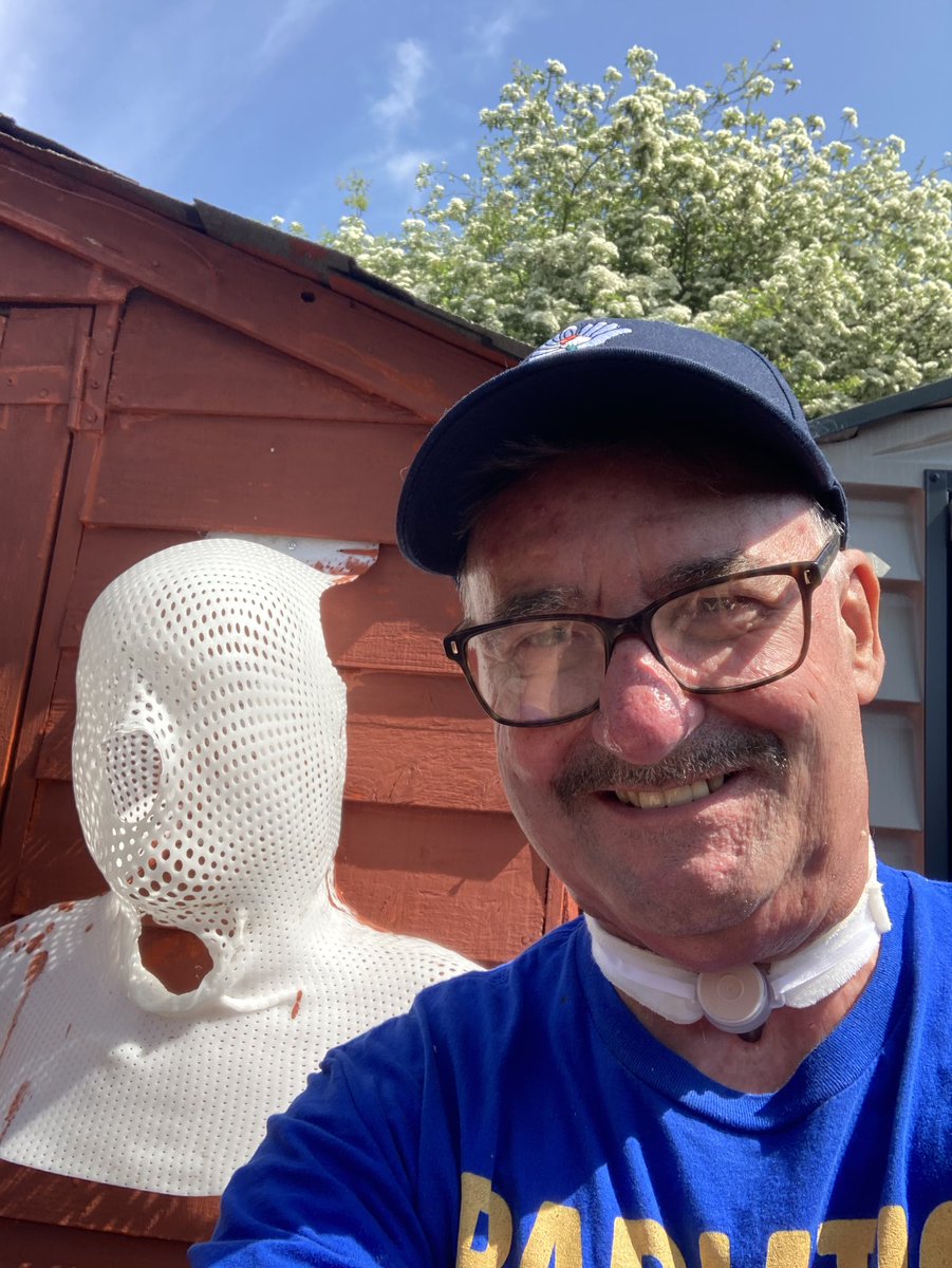 WarwickWawick's tweet photo. Glad thatβs all over - old rad-mask nailed to shed #FCUKCANCER #Radiationsucks #MOT https://t.co/tgELpdpUew