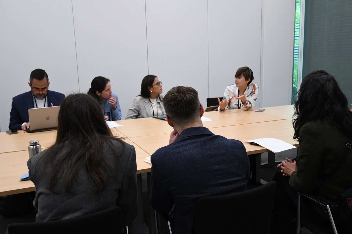 At #ICC Office of the Prosecutor roundtable, civil society groups share views on:

🔎 Enhancing domestic investigations & prosecutions of sexual & gender-based crimes
🎯 Adopting a victim-centred approach
✍️ Identifying standards for documenting crimes of #genderpersecution