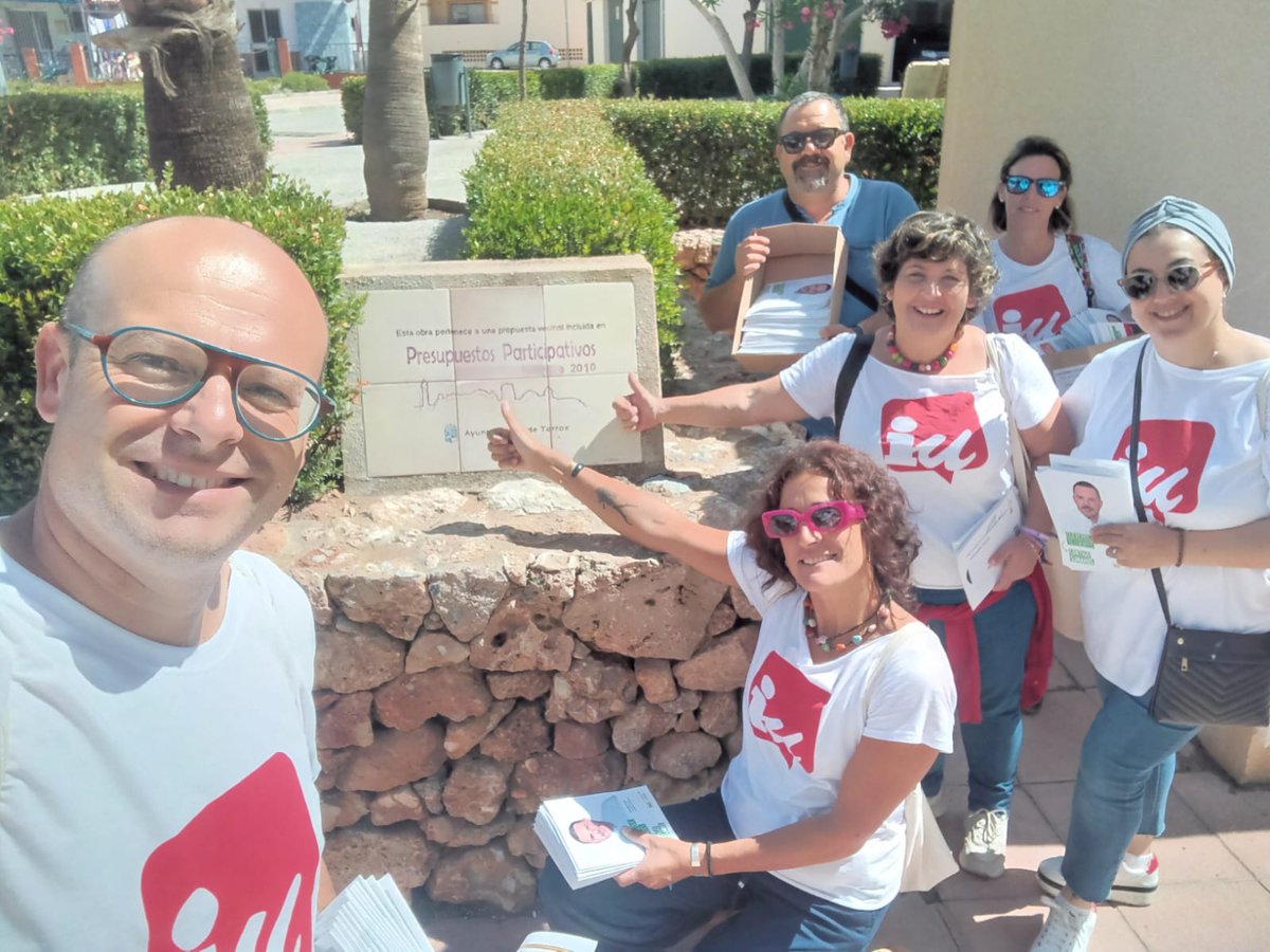 ✅ Esta mañana estamos visitando y compartiendo nuestro programa con vecinos y vecinas de Los Llanos y Venta Espinosa. ¡Seguimos con toda la energía y la fuerza trabajando por #Torrox! 

izquierdaunidatorrox.org/#proyecto

➕#ContigoSumamos #RafaBroncanoAlcalde #VotaIUTorrox #IUTorrox #28M