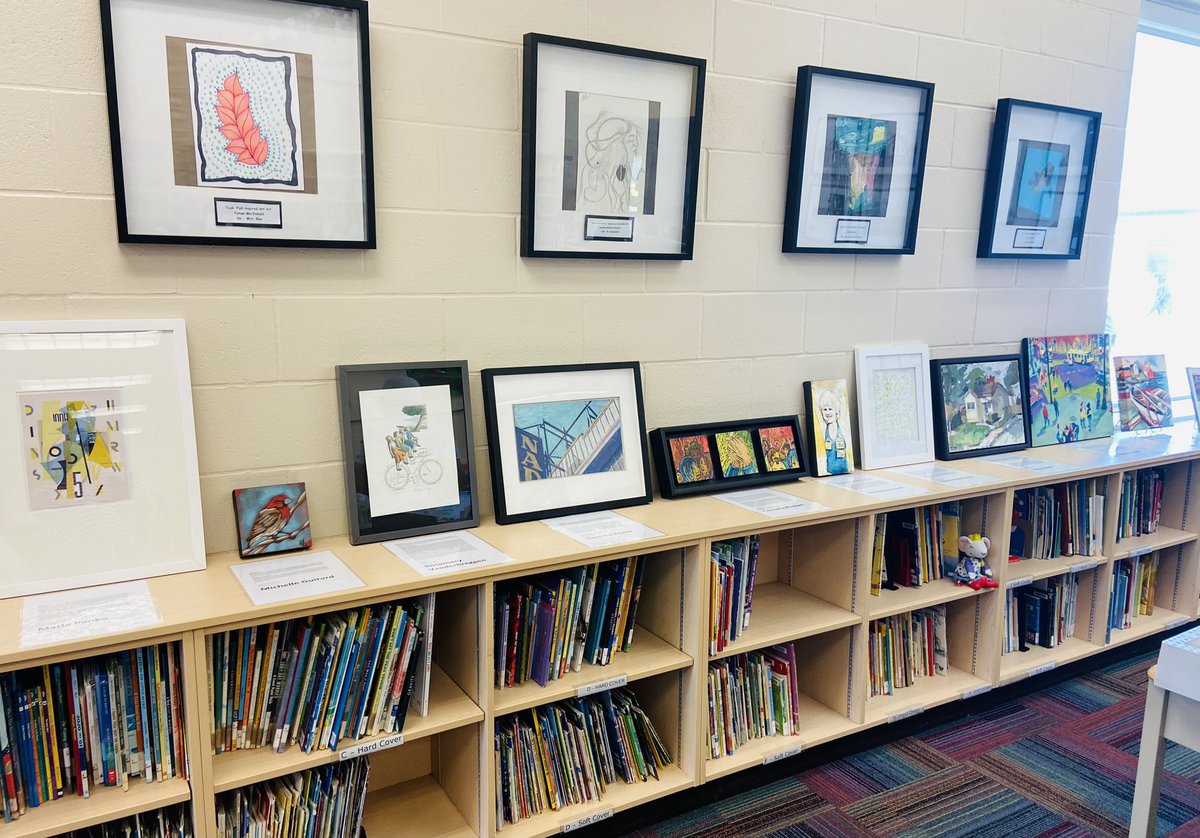 Angle_Bellmoore's tweet image. Art Exhibition Joy 🧵Our @Bellmoore_HWDSB are sharing what they see, think and wonder as they learn more about the “Exploring Art Media Exhibition” from @DVSA2010 this week - 12 small two-dimensional works of art created by local artists. 1/2 #SchoolLibraryJoy #ONSchoolLibrary