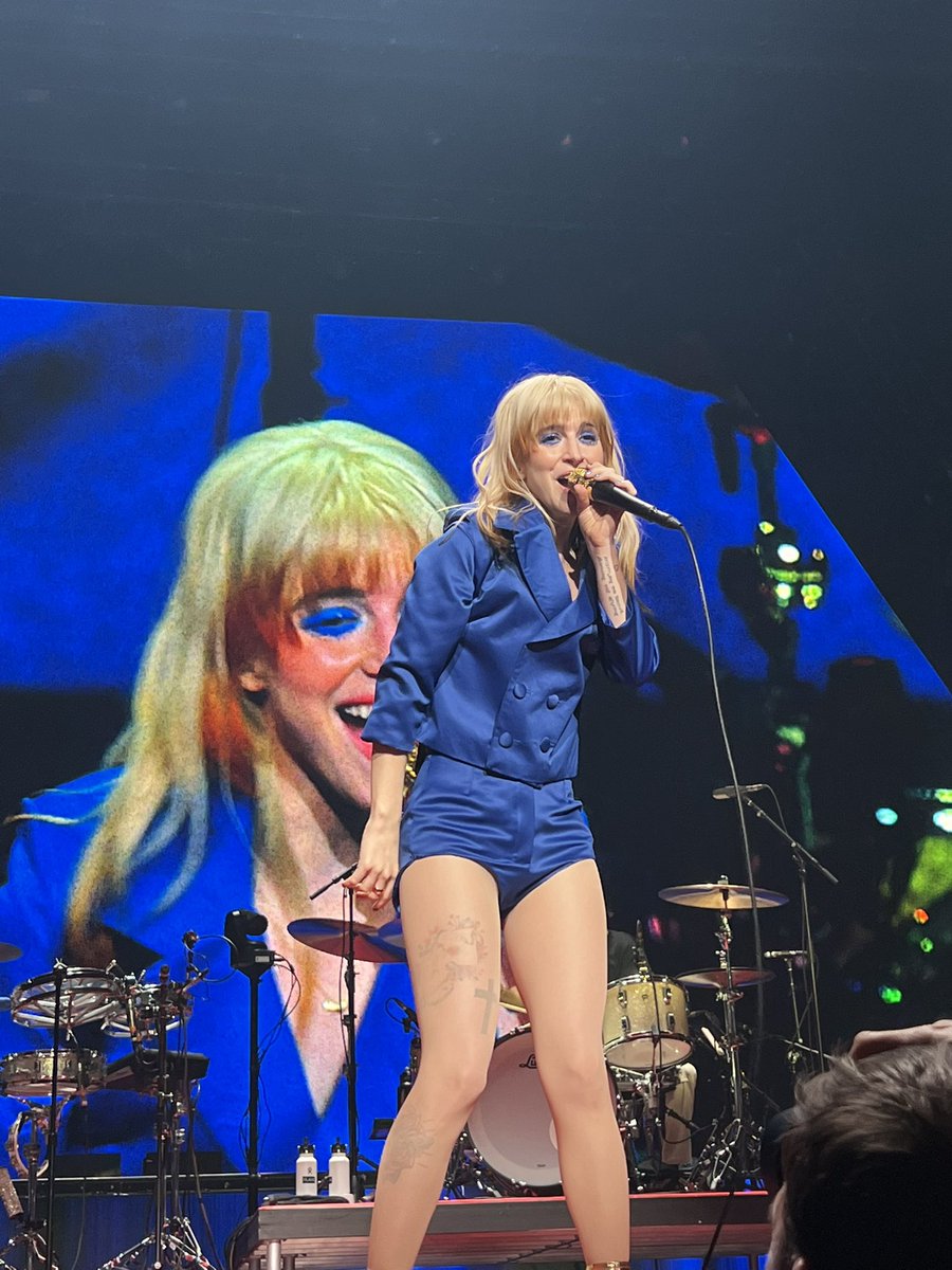 hayleysoutfits's tweet image. 