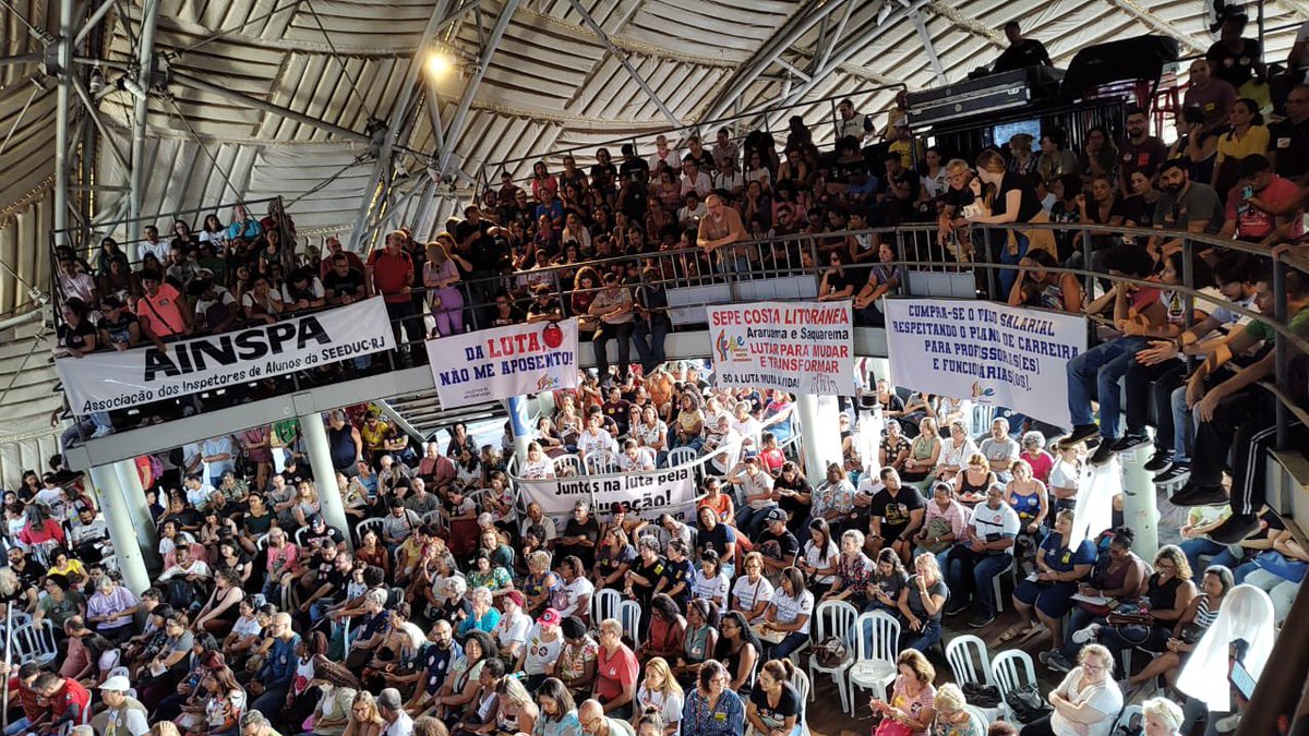 JulioProfessor2's tweet photo. #pisonacionalnoplanodecarreirarj https://t.co/a1mRly1DtW