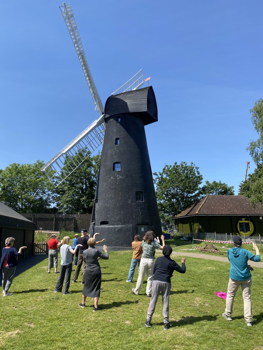 Beginners’ tai chi enjoying the sunshine! It’s the last Active Lambeth funded class today - thanks ⁦<a href="/lambeth_council/">Lambeth Council</a>⁩ Back on 7 June at £4 per session.