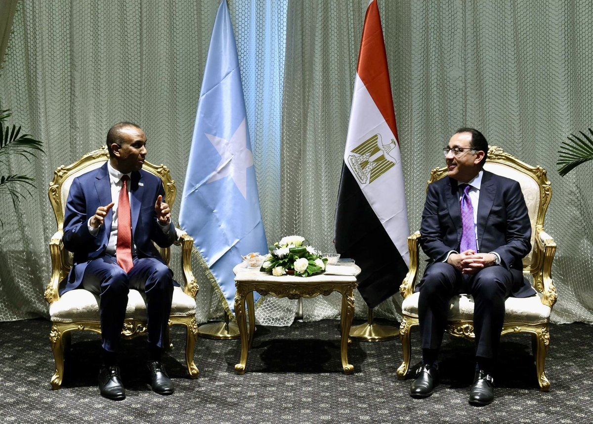 SomaliPM's tweet image. H.E. Prime Minister @HamzaAbdiBarre had a productive meeting with his Egyptian counterpart H.E. Mostafa Madbouly, on the sidelines of the #AfDBAM2023 at Sharm El Sheikh. Both leaders focused on ways to bloster the strong bond between our two brotherly countries #Somalia and…