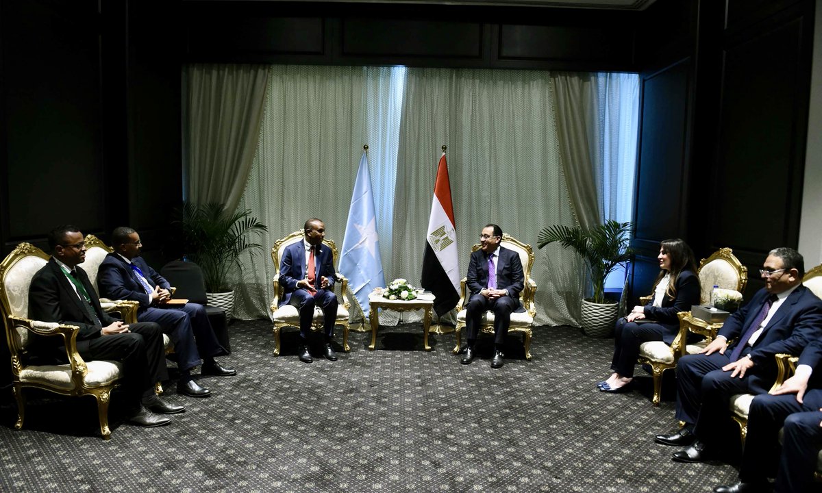 SomaliPM's tweet image. H.E. Prime Minister @HamzaAbdiBarre had a productive meeting with his Egyptian counterpart H.E. Mostafa Madbouly, on the sidelines of the #AfDBAM2023 at Sharm El Sheikh. Both leaders focused on ways to bloster the strong bond between our two brotherly countries #Somalia and…