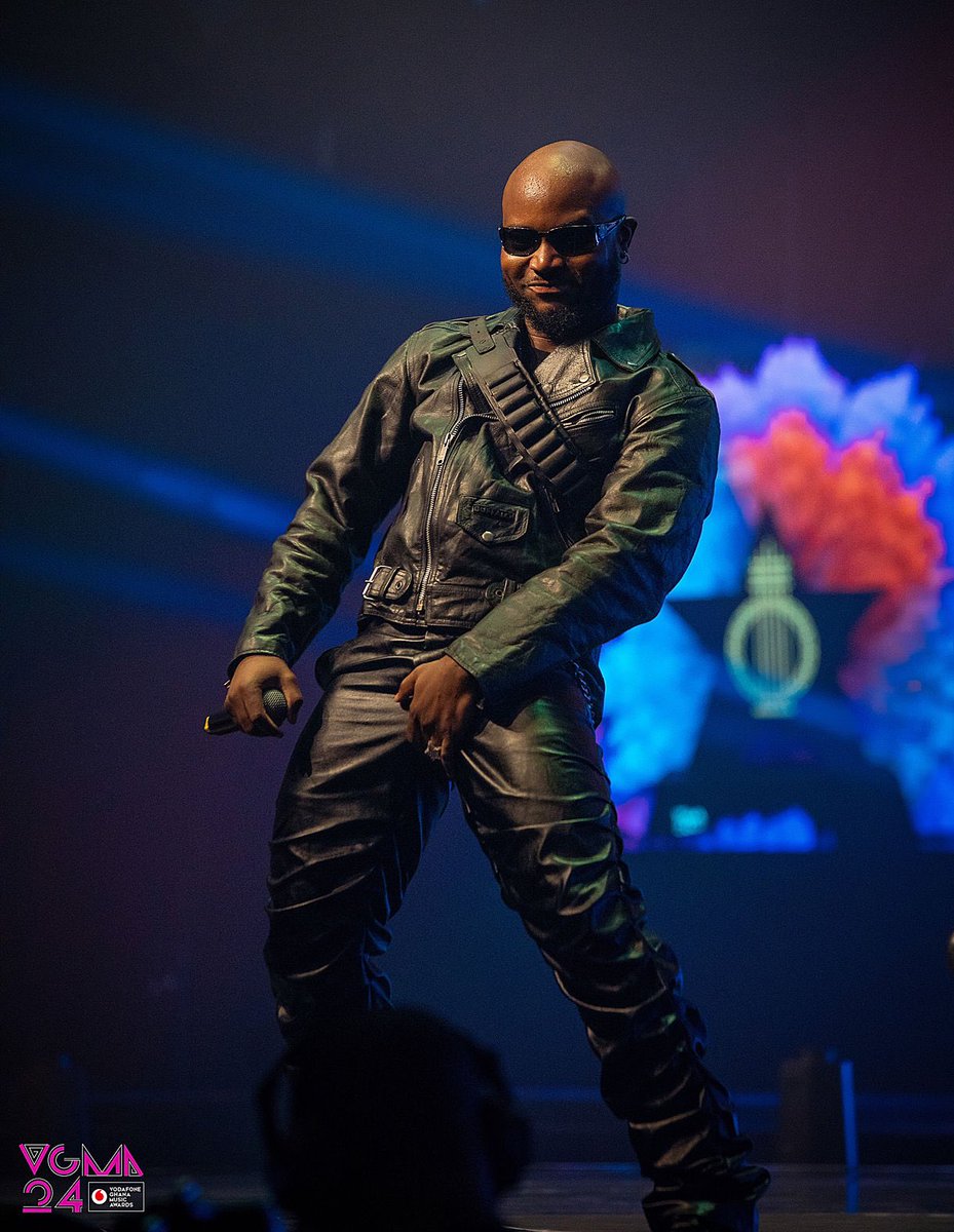 The 5 Star General 🪖- @IamKingPromise at the 24th Vodafone Ghana Music Awards. #24thvgma