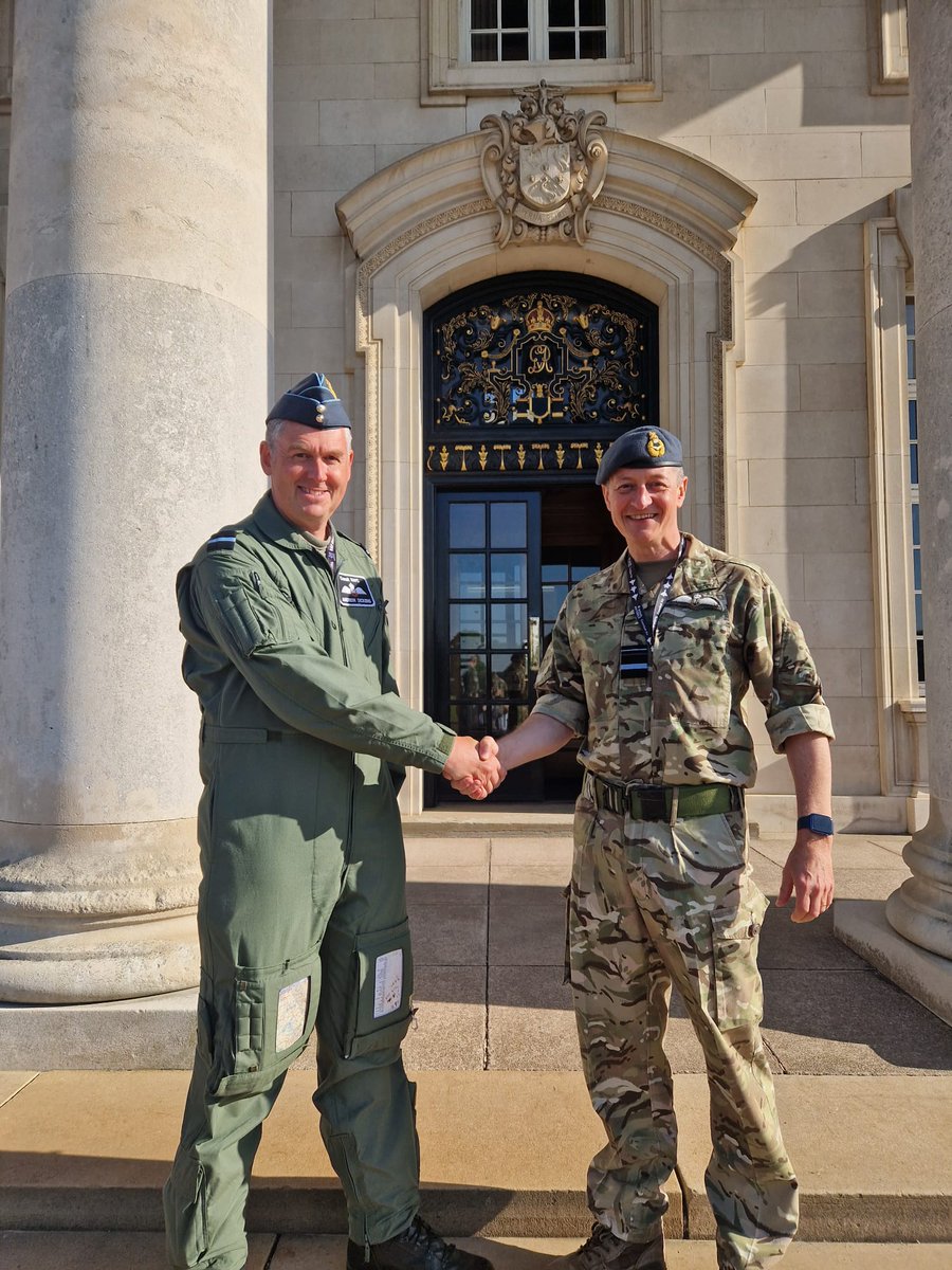 A real pleasure to welcome the new Air Officer Commanding 22 Group Air Vice Marshal Ian ‘Cab’ Townsend to the RAF College today. #NextGenRAF @cabster3560