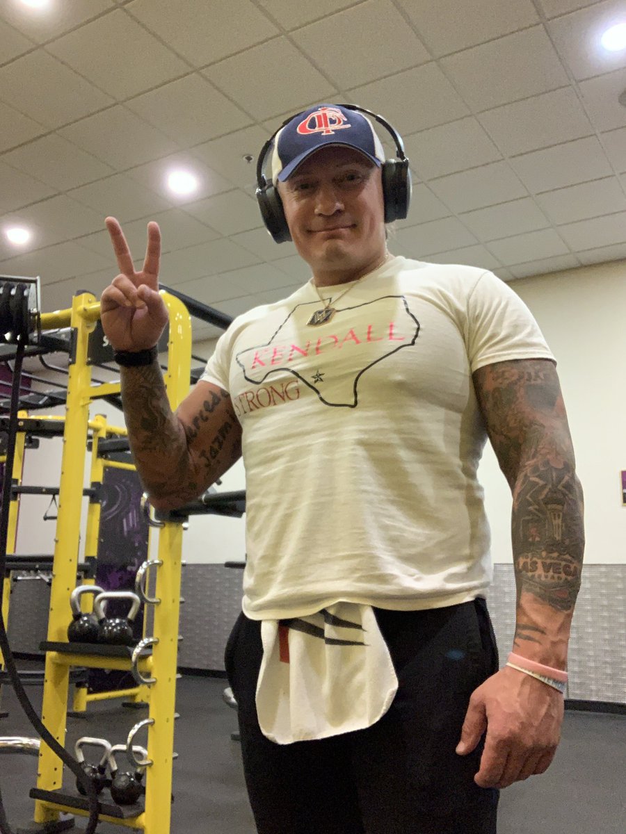 InkedCelebrity's tweet photo. One year later๐๐ฝ๐ #UvaldeStrong #Uvalde #NeverForget #KendallStrong #blessed #love #peace #TexasStrong #JasonAmadeoMadridMartinez #JAMM #prayers https://t.co/mTdBztVEC6