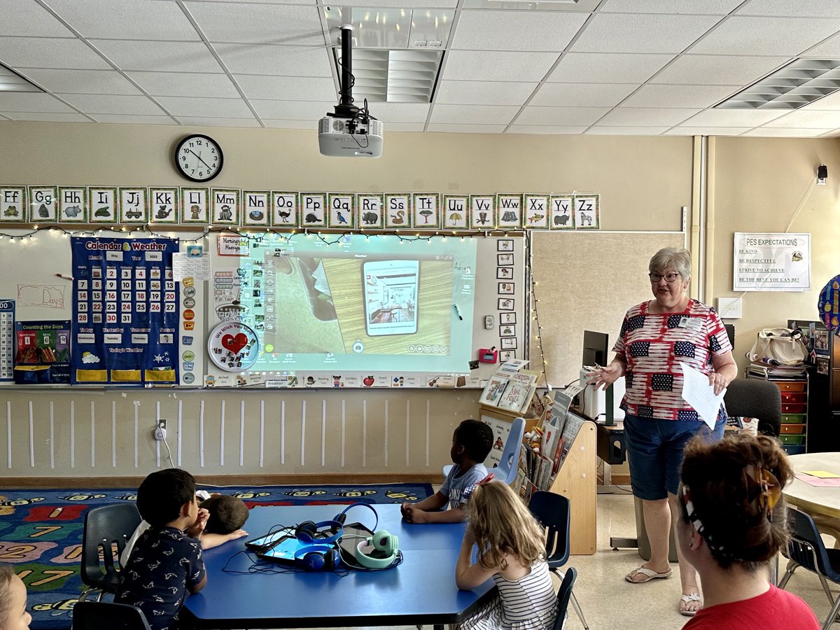 Our Pre-K Pelicans are very thankful for our wonderful volunteer, Nana! We loved learning all about Memorial Day, our Veterans and our Flag🥰🇺🇸⁦ 
⁦<a href="/PoincianaCCPS/">Poinciana Elementary</a>⁩ ⁦<a href="/CCPS_PRE_K/">Collier County Public Schools PRE-K Programs</a>⁩