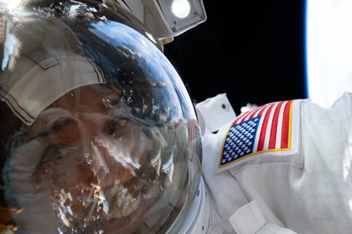 Victor Glover: captain, pilot, astronaut.

Glover most recently served as the pilot of the NASA @SpaceX #Crew1 mission and will be one of four astronauts flying aboard the #Artemis II mission around the Moon. go.nasa.gov/31cfXJh

Celebrate #MilitaryAppreciationMonth.