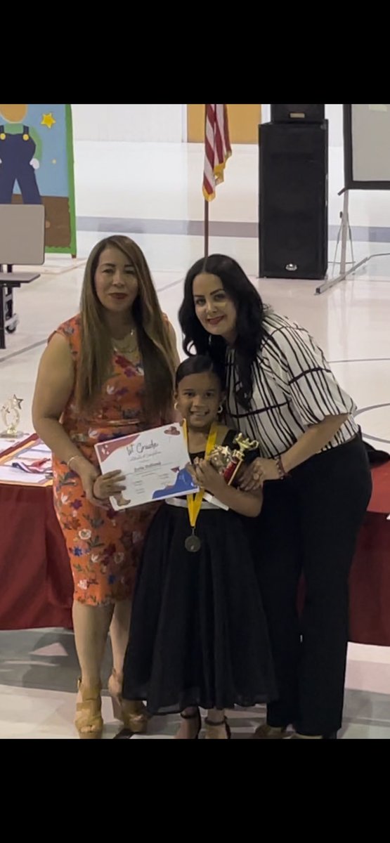 Gwendolyne Holland (@gwennypoo) on Twitter photo We are so proud of you my surprise baby girl, Zaria!!!! Cleaning up only like you know how to do!!!! Thank you to her fabulous teachers <a href="/MyrnaGu31502175/">Myrna Guerrero</a> & Ms. Delgado who took her in when she decided to try Dual Language for the first time!!!! Look out 2nd grade…she’s coming! We are so proud of you my surprise baby girl, Zaria!!!! Cleaning up only like you know how to do!!!! Thank you to her fabulous teachers <a href="/MyrnaGu31502175/">Myrna Guerrero</a> & Ms. Delgado who took her in when she decided to try Dual Language for the first time!!!! Look out 2nd grade…she’s coming!