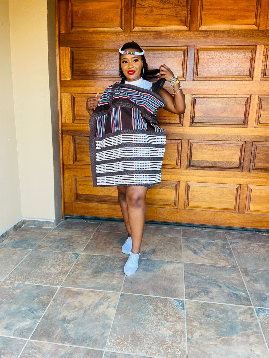 Hulisane4's tweet photo. Zwa Hashu zwiri ita vhathu, Aa! 🤎🤍 https://t.co/i0Vcjl7d1w