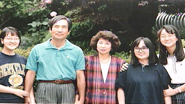 tang__kira's tweet photo. Pengacara Jung Kwangjin meninggal di usia 85 tahun.

Siapa dia?

Pengacara Jung kehilangan ketiga putrinya di musibah Mall Sampoong (1995)

Sejak saat itu, ia mendonasi semua kekayaannya untuk membantu anak lain meraih cita-cita mereka. Cita-cita yang tidak bisa putrinya raih. https://t.co/Ex7c5oucIr