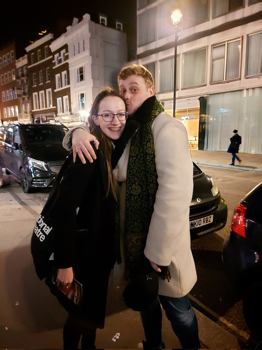 NinalouCook's tweet image. Happy 30th Birthday to this gorgeous man from me and @amyloujcook! 🎉🍾🎂🍹🎉
@Oscar_C_M_ may ALL your wishes come true and your endeavours be triumphant!
Have a blast in NYC Darling! 🥰 - just don't let them keep you. 😉 😘