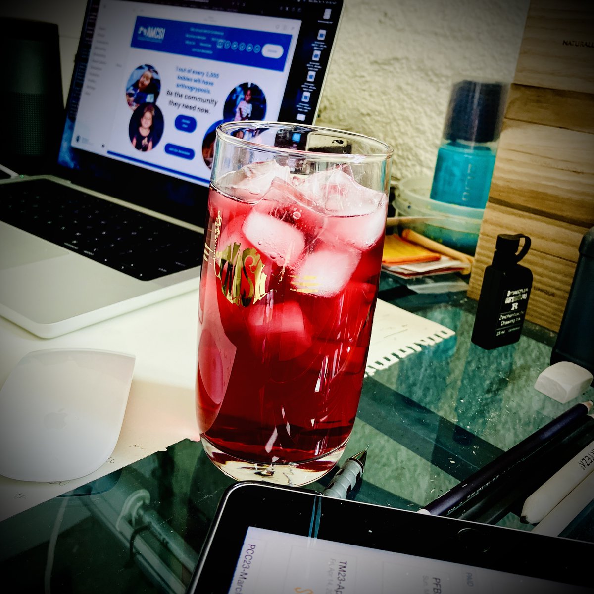 TBSDesigns_TedH's tweet image. Fresh brewed iced tea 

#Phish #Fresh #Brewed #IcedTea #Glass #Home #Office #Apple #Laptop #Wireless #Mouse #Staedtler #Ink #Stuhrling #Watch #Holzkern #Jewelry #CleanScreen #Cleaner