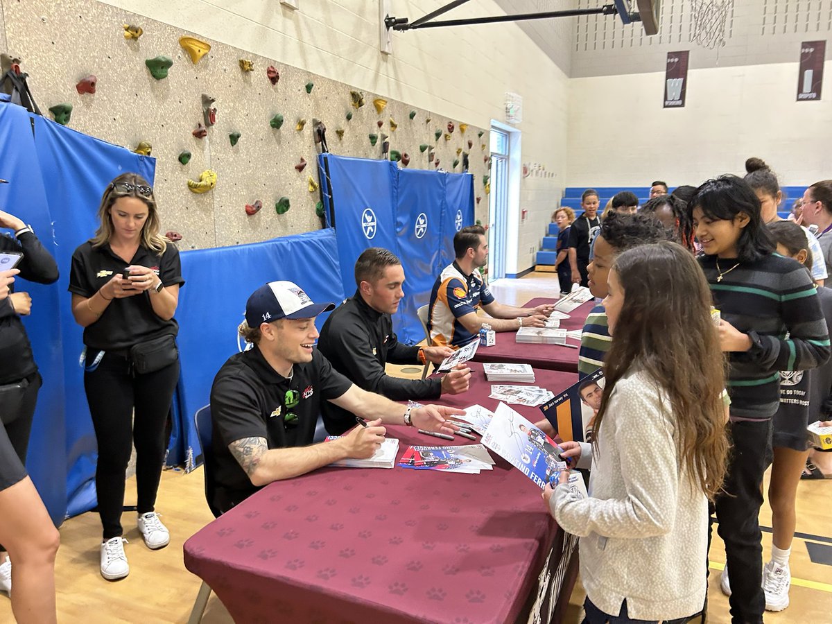 Westlake Elementary tweet media