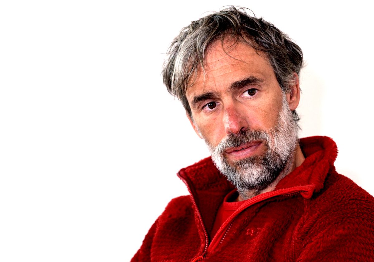 Sito Carcavilla nos relata en esta vídeo-entrevista cómo tuvo lugar el accidente y posterior rescate de Carlos Soria en el Dhaulagiri. 
Pintaba mal «Muchas veces habíamos hablado de que un rescate en esa zona era imposible». Sin embargo, lo consiguieron.
desnivel.com/expediciones/e…