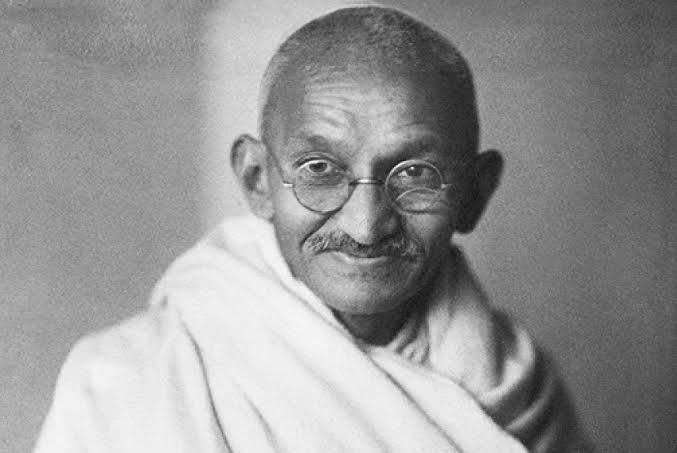 warungsastra's tweet photo. Orang lemah tidak pernah bisa memaafkan karena memberi maaf hanya dapat dilakukan oleh orang yang kuat. 

- Mahatma Gandhi https://t.co/BTL7SgjfwX