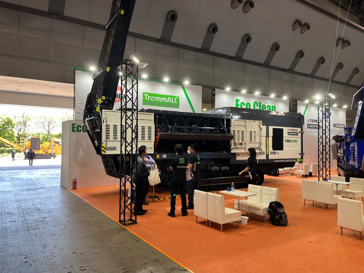 TerexEcotec's tweet image. Day 1 of N-Expo in Tokyo is done and dusted with the TSS 390T generating much interest on the Eco Clean booth.

Make sure to call by booth A250 to speak with the team and learn more about our world class range of mobile recycling equipment.

#Ecotec #EcoClean #TSS390T #Shredder