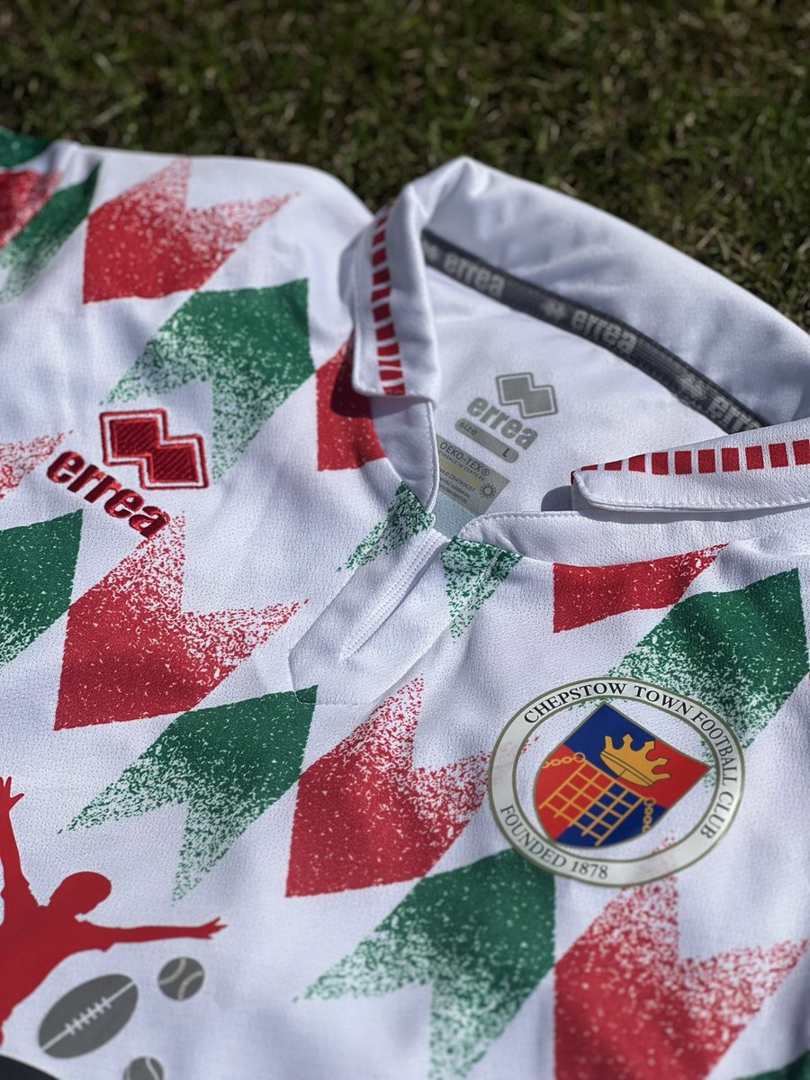 welshfootball_'s tweet photo. Stop what you’re doing and have a look at Chepstow Town’s away shirt for next season… 

😍🏴󠁧󠁢󠁷󠁬󠁳󠁿 https://t.co/ODC8oNKQvJ