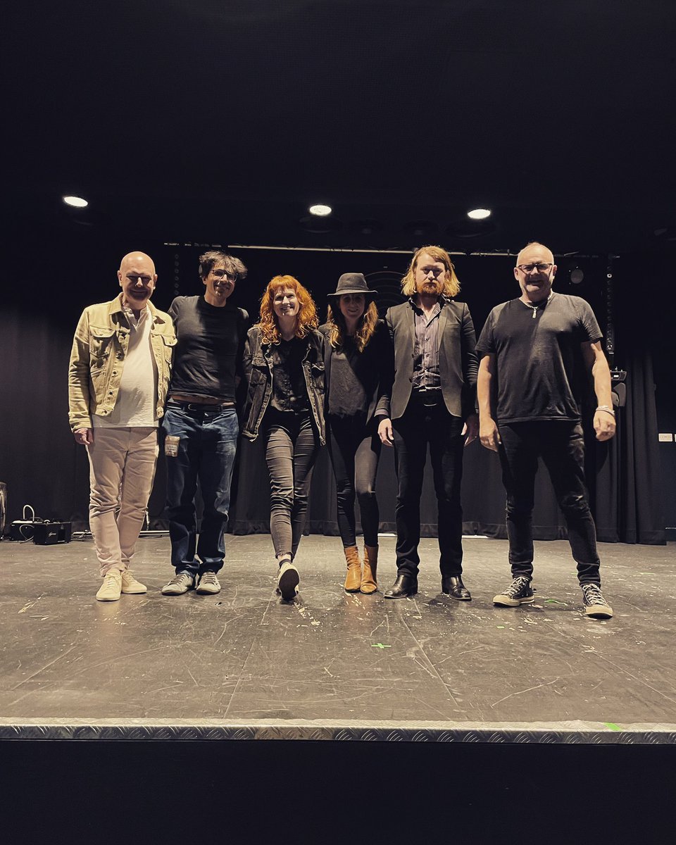 Brussels, Paris, Berlin, Glasgow, Leeds and Manchester. Such a great tour with @philipselway @adrianutley @QuintaMakes and #chrisvatalaro 
@danielleperry 

Huge thank you to Philip and the crew. 

@ABconcerts @ColumbiaTheater @OranMorGlasgow @Nath_Brudenell @bandonthewall