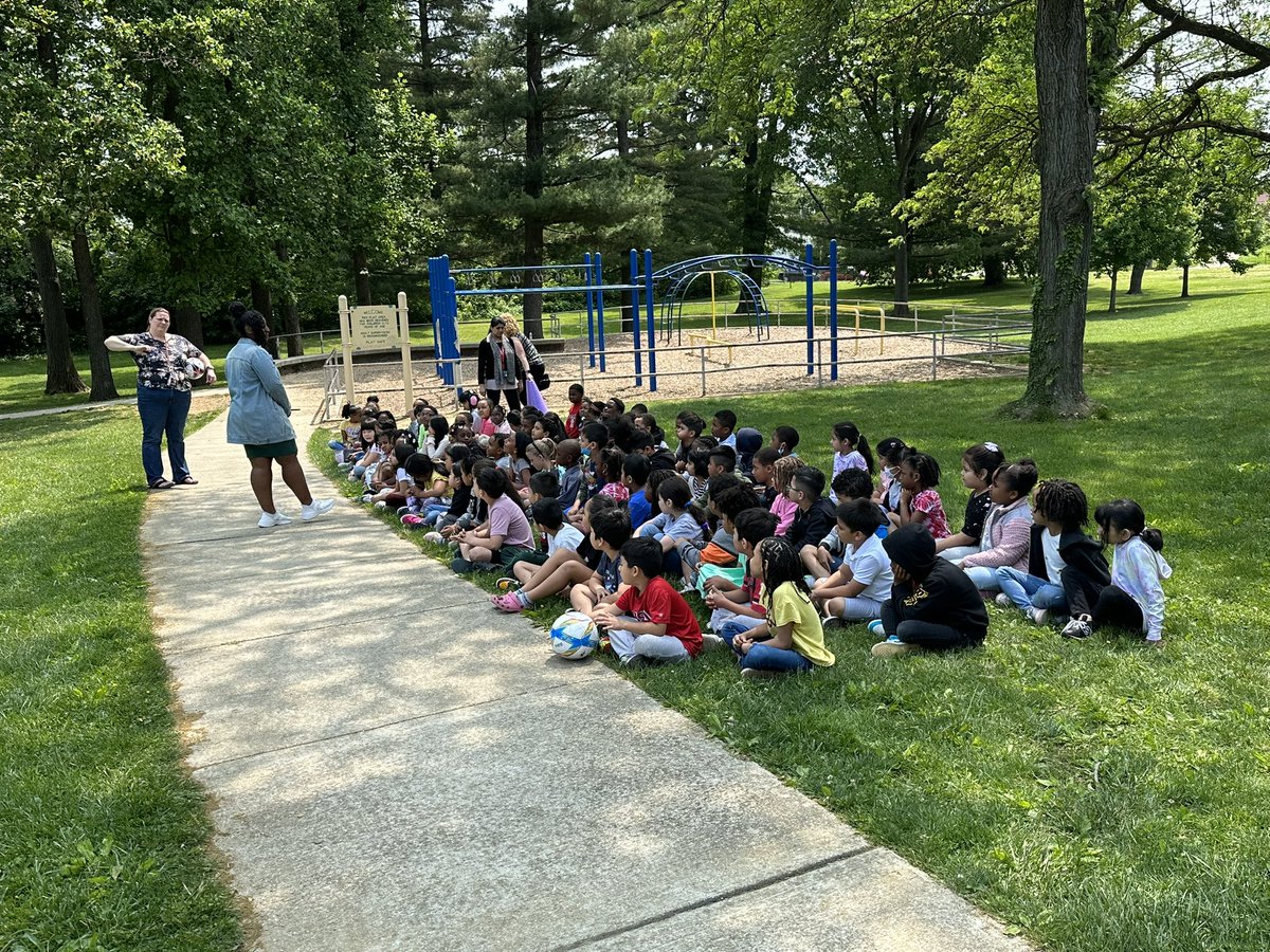First grade reviewing our expectations for playing outside.  Setting ourselves up for success these last 13 days! <a href="/JohnnycakeElem/">JohnnycakeElem</a>