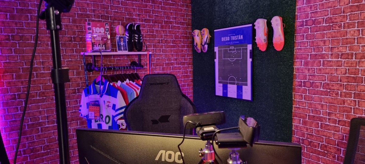 💣 ¡¡CONFIRMADO!!

Nos vemos a las 19h en nuestro canal de #twitch para hablar de fútbol, formación deportiva, fútbol amateur, comentar noticias... ¿nos acompañas?💜

⬇️⬇️⬇️
twitch.tv/jugamoscomonun…
twitch.tv/jugamoscomonun…
twitch.tv/jugamoscomonun…