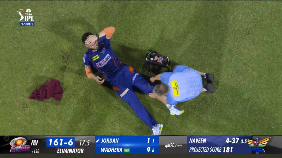 This man was in pain but still performed for his team, took 4 wickets and made sure that LSG is winning this match Naveen ul Haq’s love for cricket is beyond imagination ❤️ #MIvsLSG