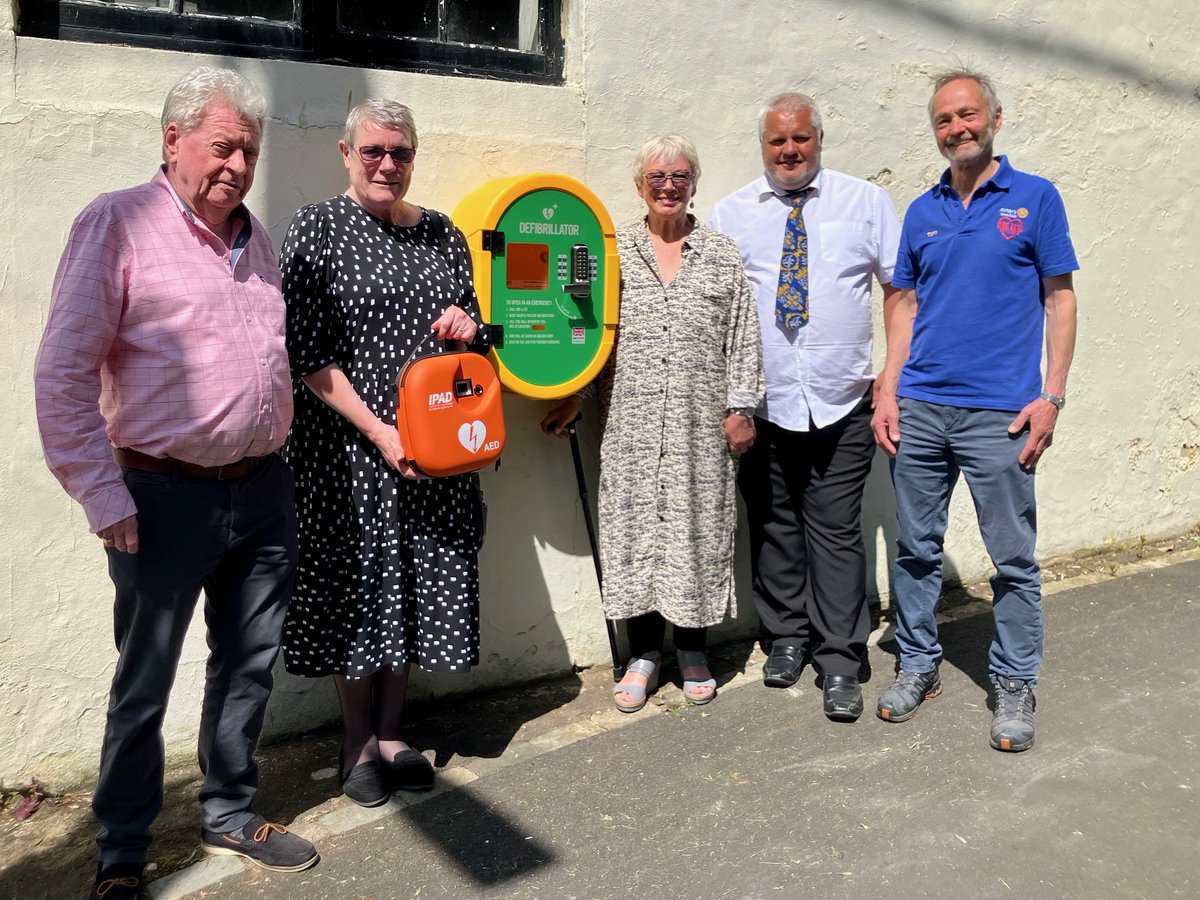 Rotary North East 'One Life Initiative' (@rotaryneonelife) on Twitter photo Today saw the unveiling of a community defibrillator in Sunderland Bridge, Croxdale. Great to work with Jim Garfitt on this project with support from the Spennymoor Area Action Partnership and Croxdale & Hett Parish Council #teamwork <a href="/RotaryNorthEast/">RotaryNorthEast</a> <a href="/WELMedical/">WEL Medical Ltd</a> <a href="/DurhamCouncil/">Durham County Council</a> Today saw the unveiling of a community defibrillator in Sunderland Bridge, Croxdale. Great to work with Jim Garfitt on this project with support from the Spennymoor Area Action Partnership and Croxdale & Hett Parish Council #teamwork <a href="/RotaryNorthEast/">RotaryNorthEast</a> <a href="/WELMedical/">WEL Medical Ltd</a> <a href="/DurhamCouncil/">Durham County Council</a>