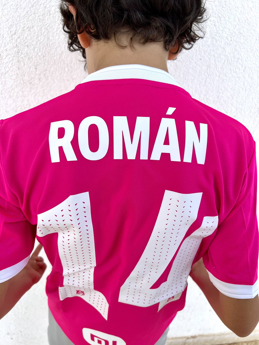 BertranBlue tweet media