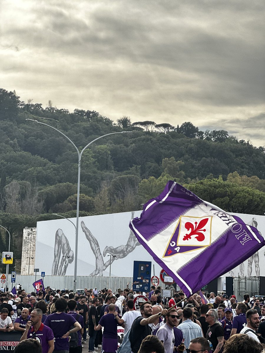 MartinSchjoedt's tweet photo. READY, SET, VIOLA 🟣💜 #Fiorentina #CoppaItalia #FiorentinaInter https://t.co/6YU1I6jGWu