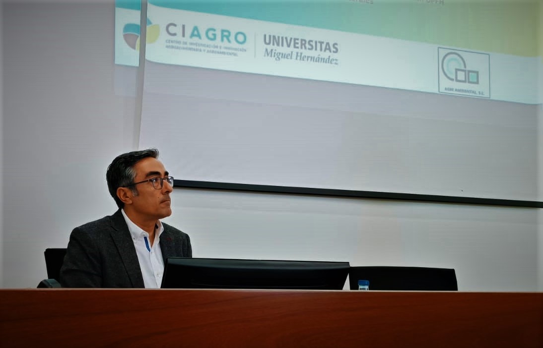 mcp_gabriel's tweet photo. Participación en la Jornada de colaboración entre #OPFH y @CIAGRO_UMH en el campus agroalimentario de la @EPSO_UMH , en fomento de la investigación, innovación y medio ambiente en los Programas Operativos. 
https://t.co/2sHRExnLbF https://t.co/mGAkfeM4tM