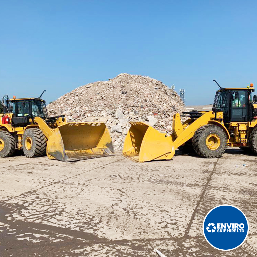 Just a reminder that we offer a fantastic commercial tipping and also offer aggregates loose or in bulk bags. ✅

#skiphire #cheshire #skip #wastemanagement #construction #recycling #wasteremoval #gardenclearance #lanscaping #landscapegardeners #commercialtipping #aggregates